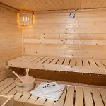 Falcon - Summercard Included Appartement *
