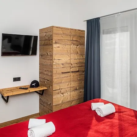 شقة Falcon كابرون