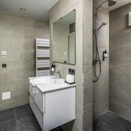 Appartement Falcon - Summercard Included *