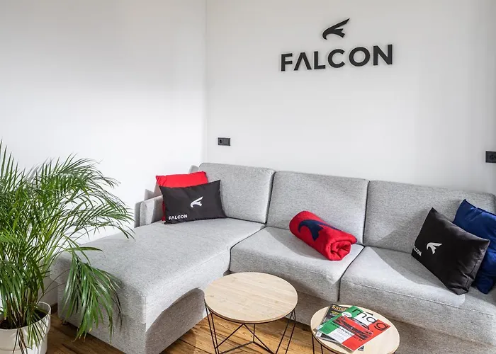 Falcon Апартаменты *
