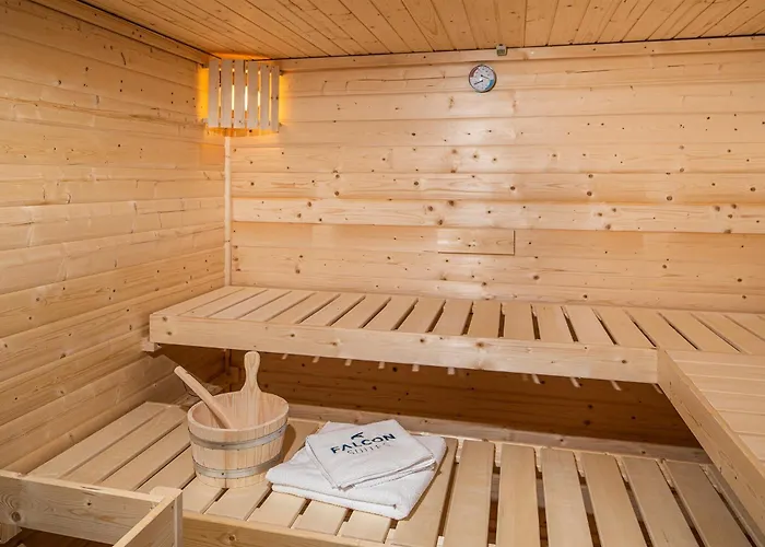 Falcon Апартаменты *